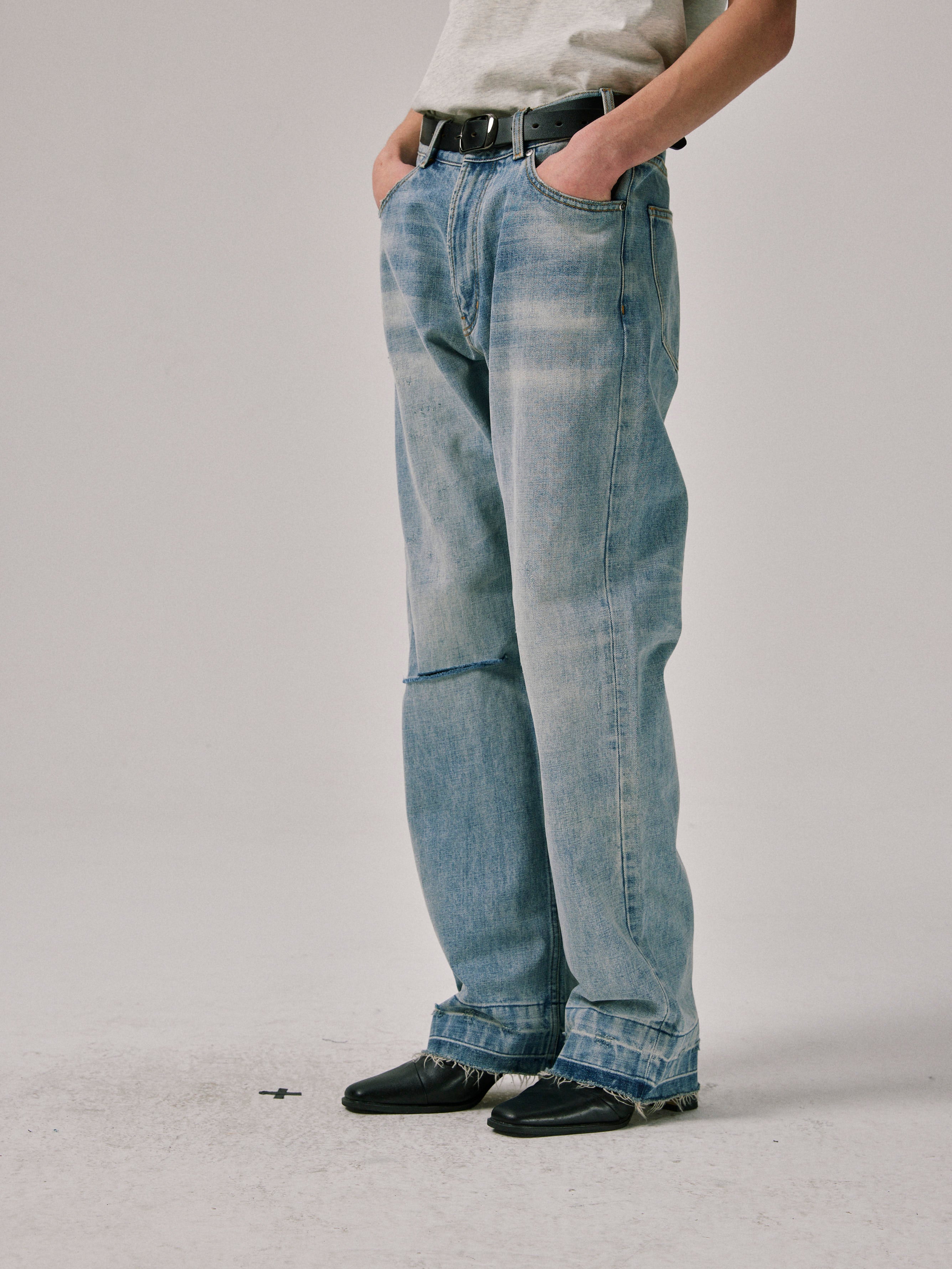Mid-Rise Wide Leg Ripped Jeans