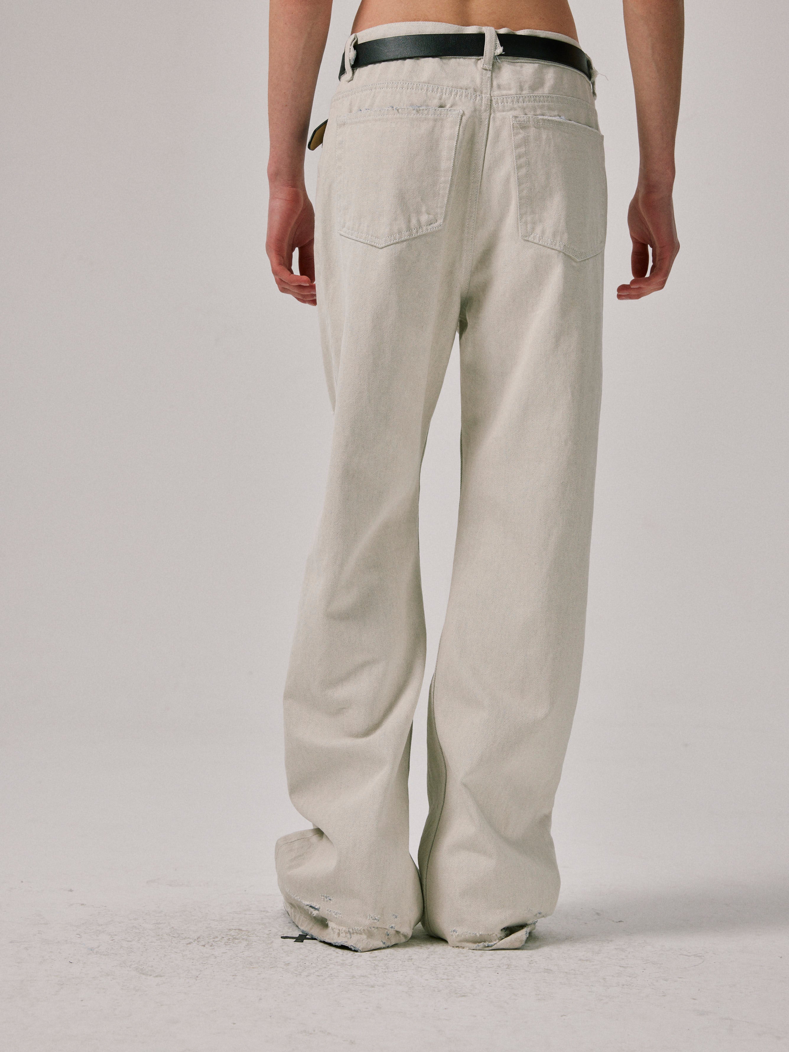 Distressed Flared Jeans in Off-White