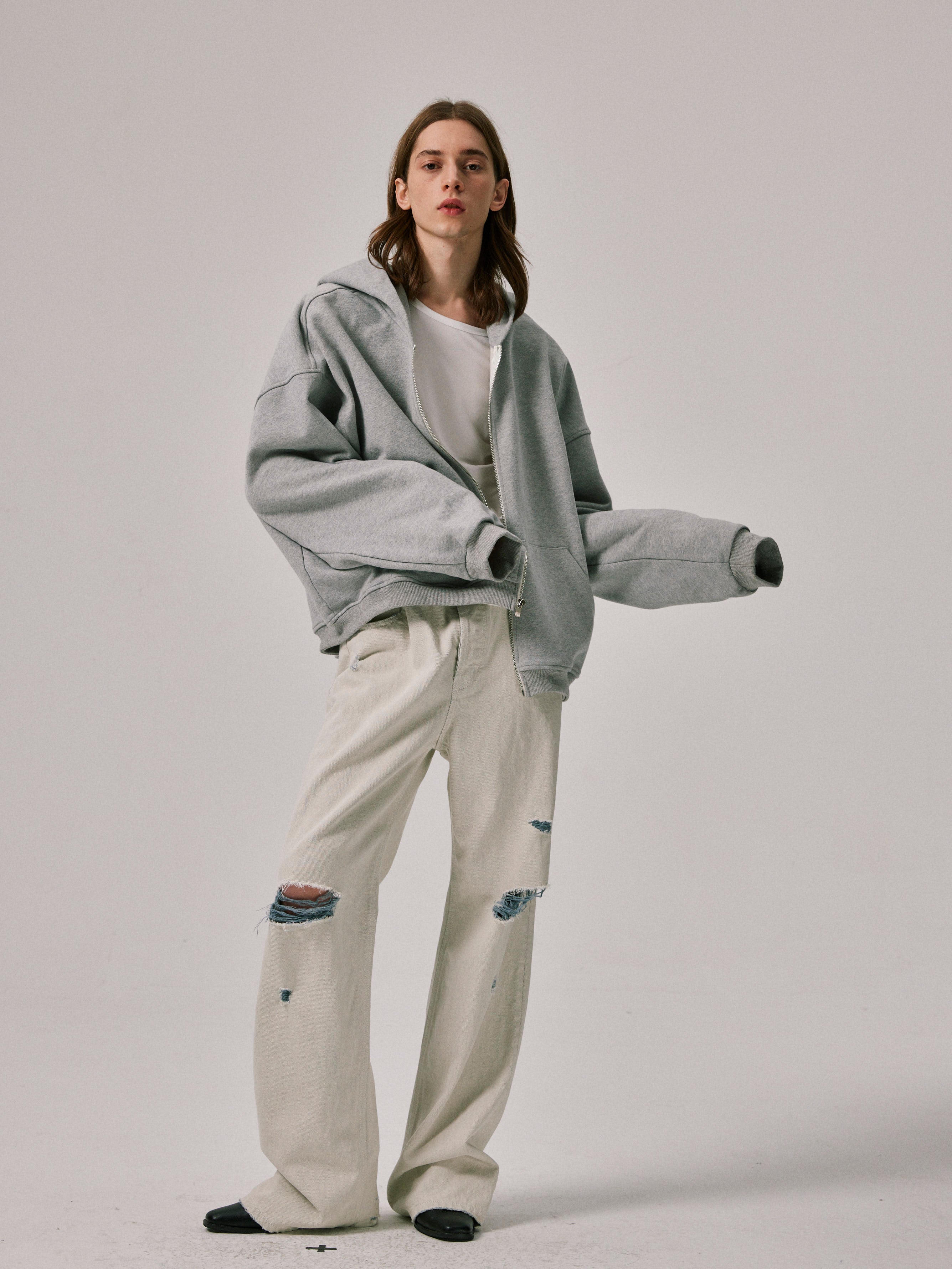 Distressed Flared Jeans in Off-White