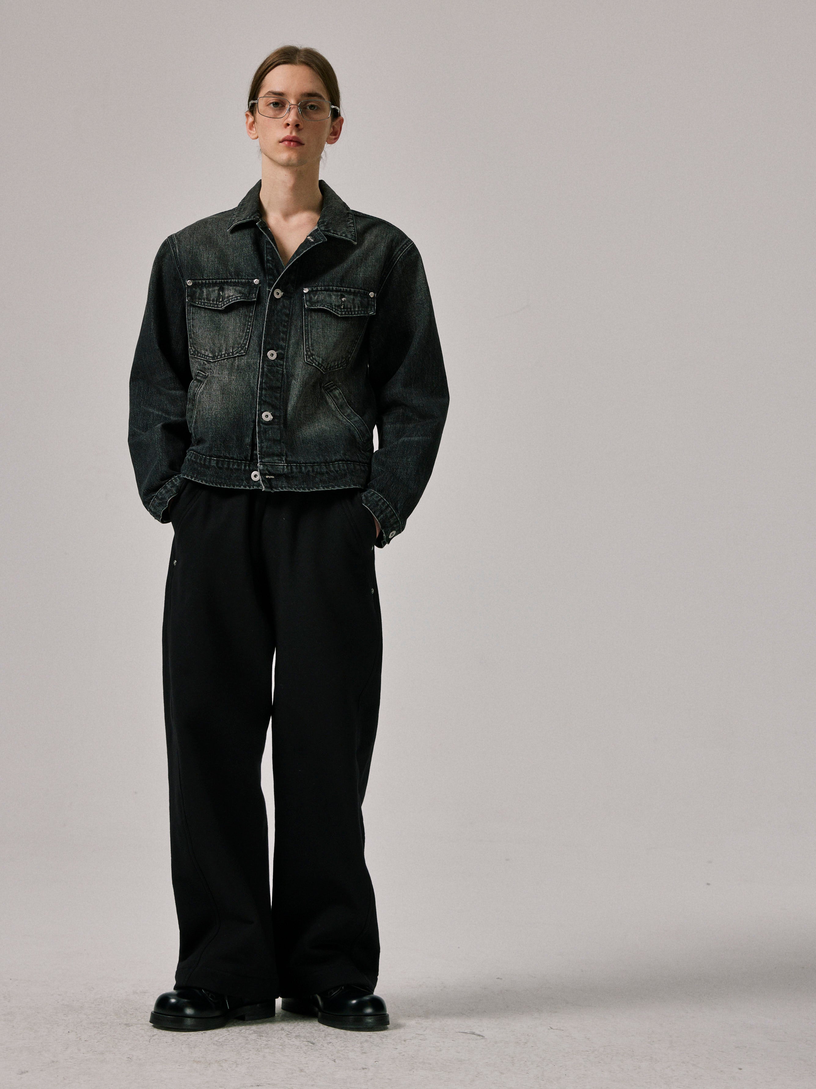 Cropped Oversized Denim Jacket in Vintage Black