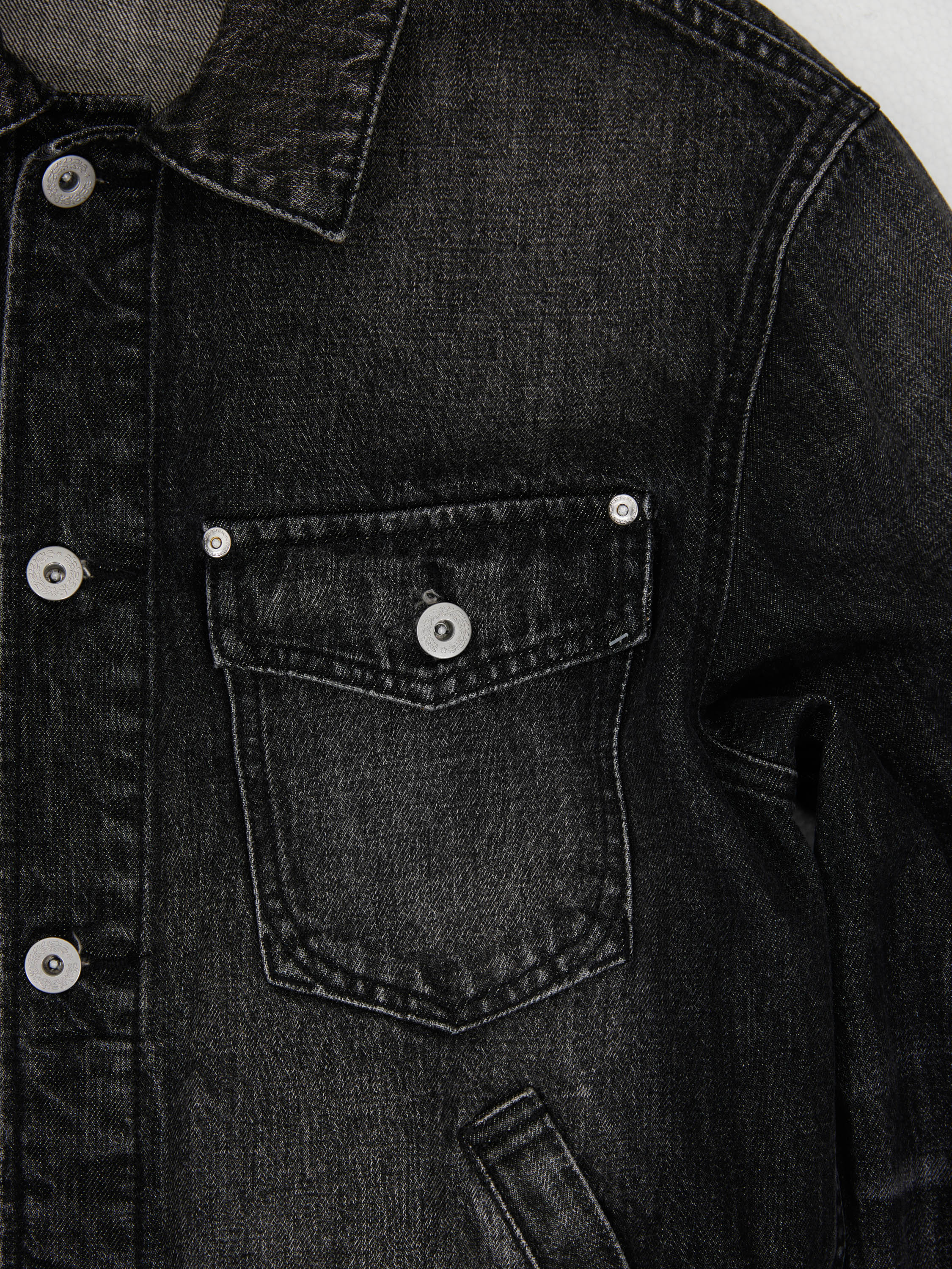 Cropped Oversized Denim Jacket in Vintage Black