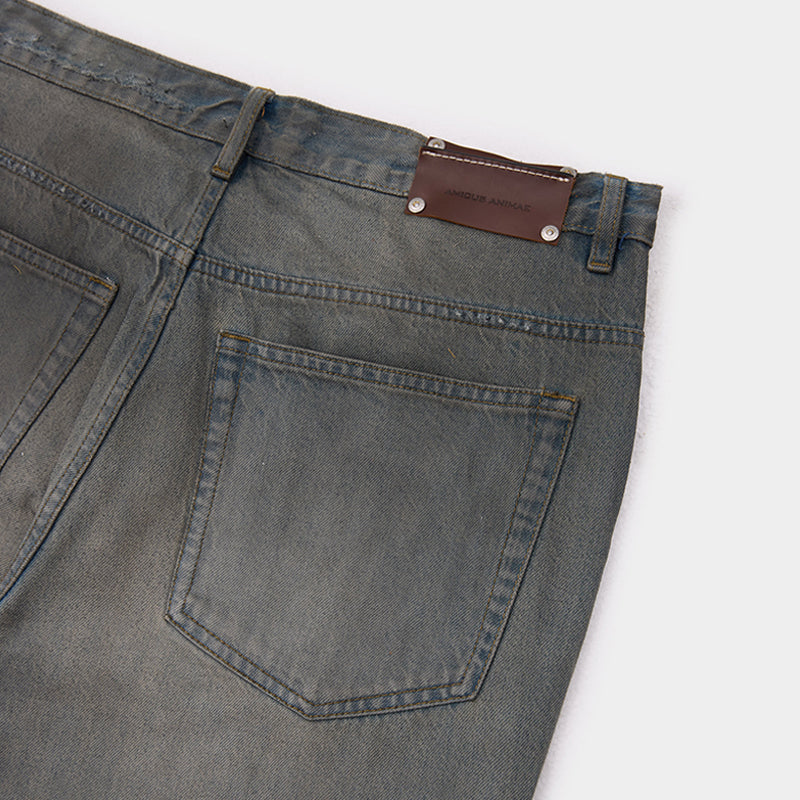 Distressed Jeans in Vintage Blue