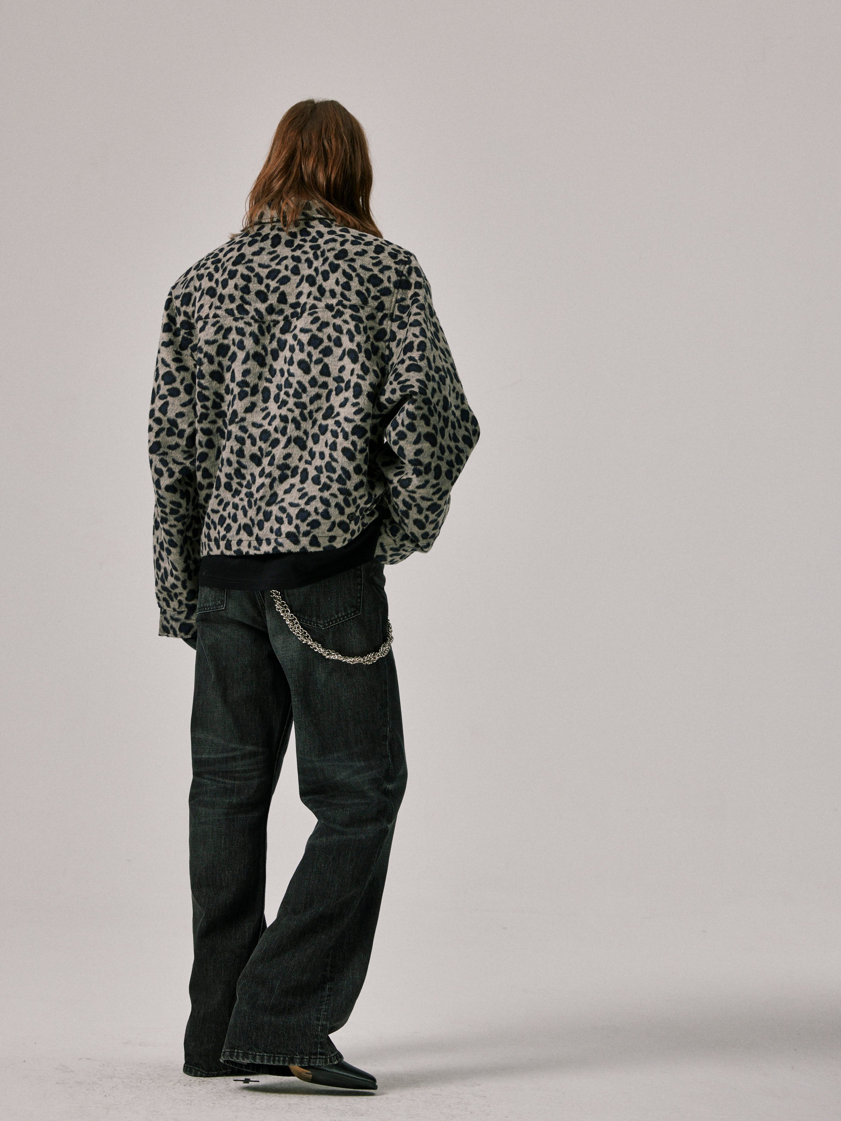 Flared Jeans in Vintage Black