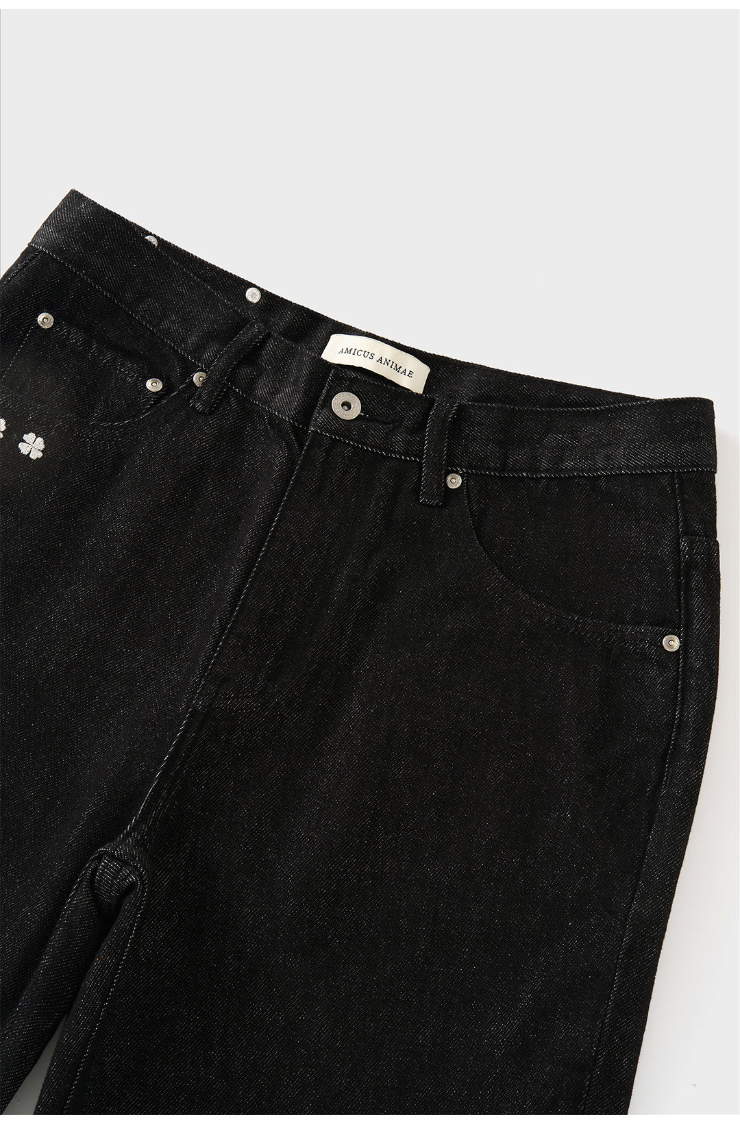 Flared Jeans in Natural Black