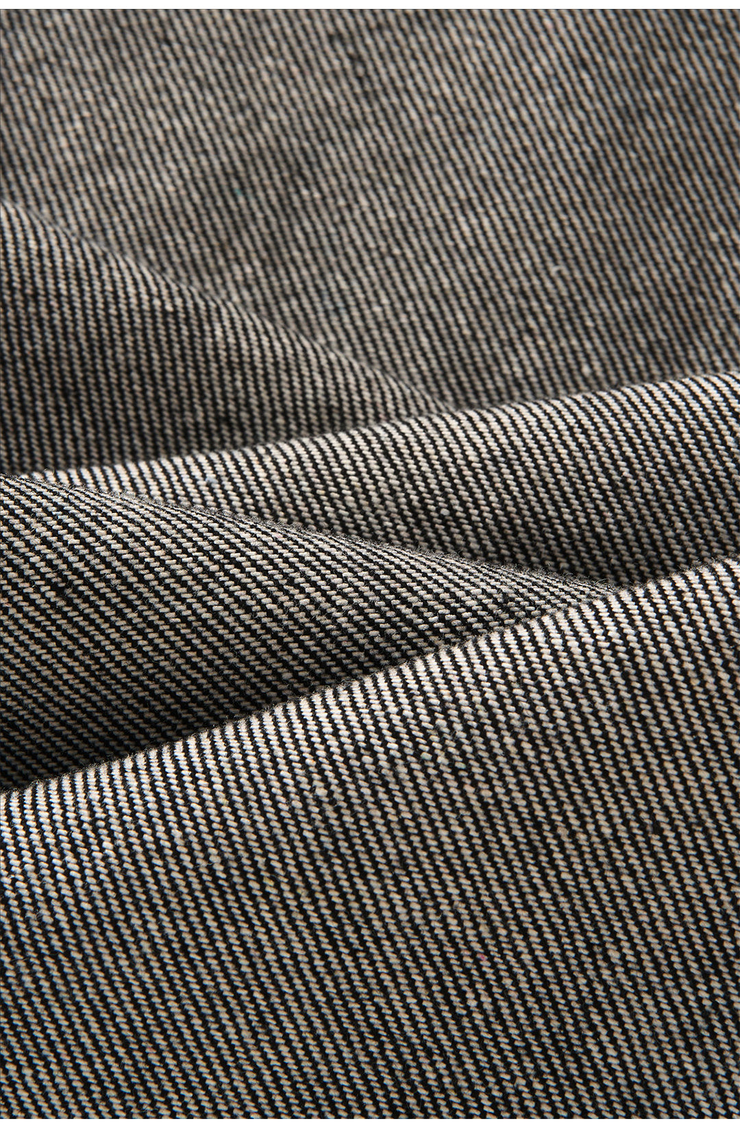 Flared Jeans in Natural Black