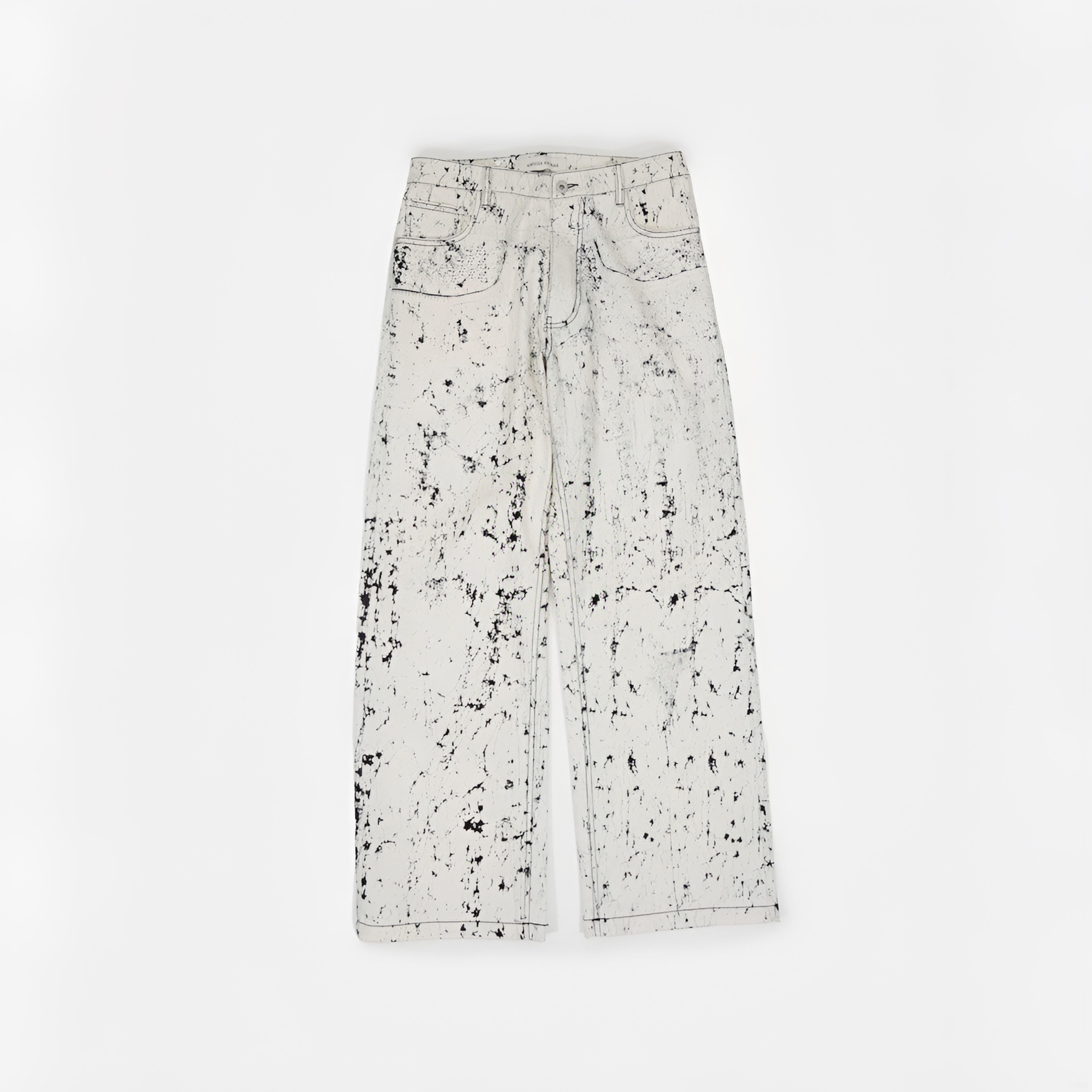 Straight-Leg Jeans in Digital Denim Print Type1