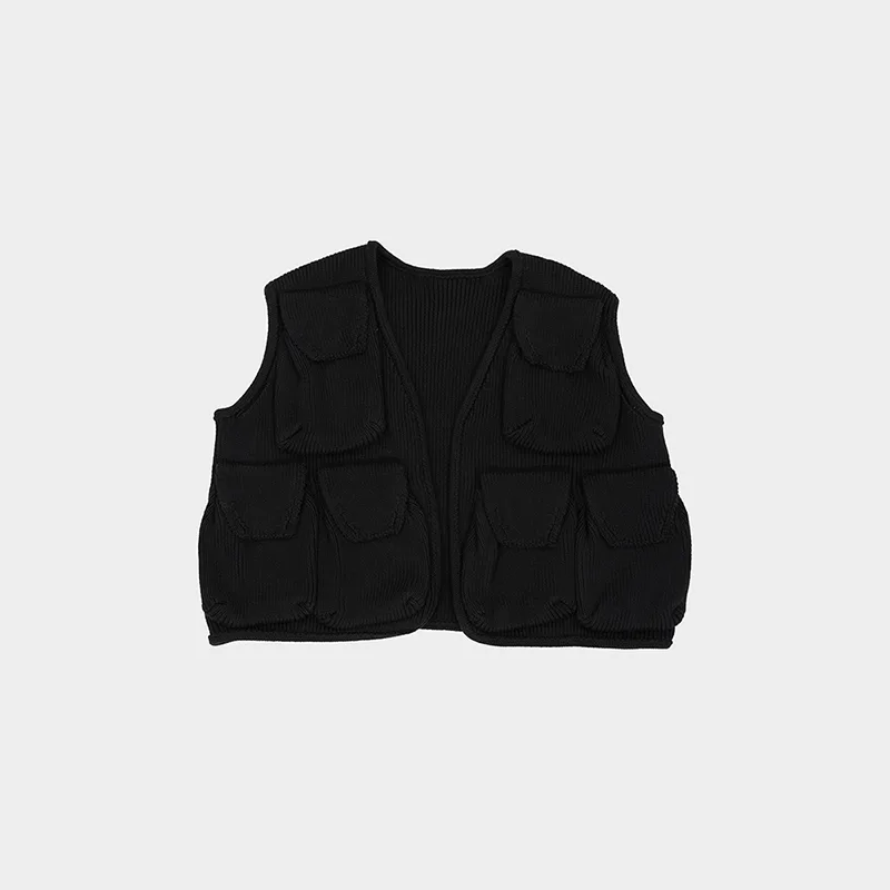 3D Knit Cargo Vest in Black