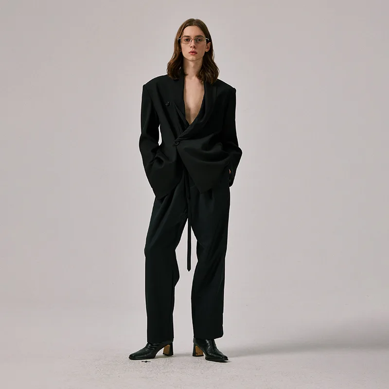 Classic Pleated Trousers With Belt