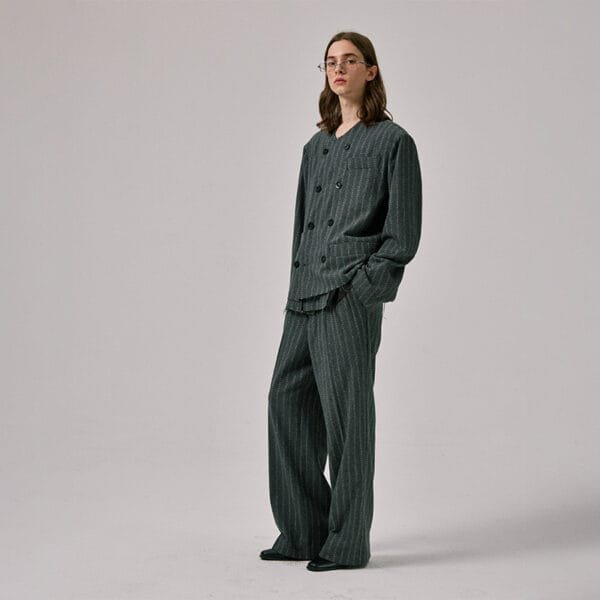 Raw-Cut Double Breast Blazer in Grey - Image 3