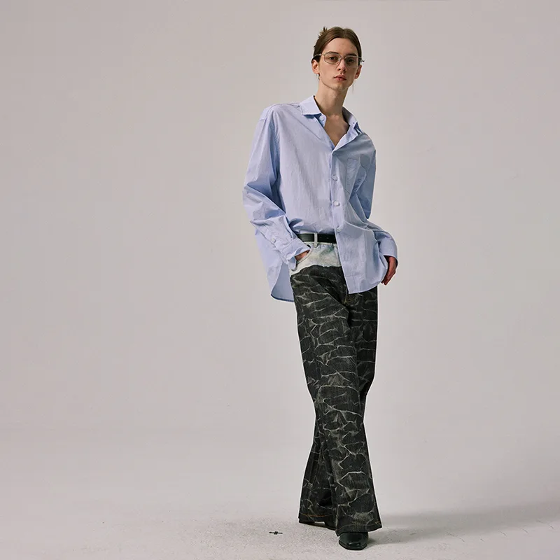 Straight-Leg Jeans in Digital Denim Print Type2